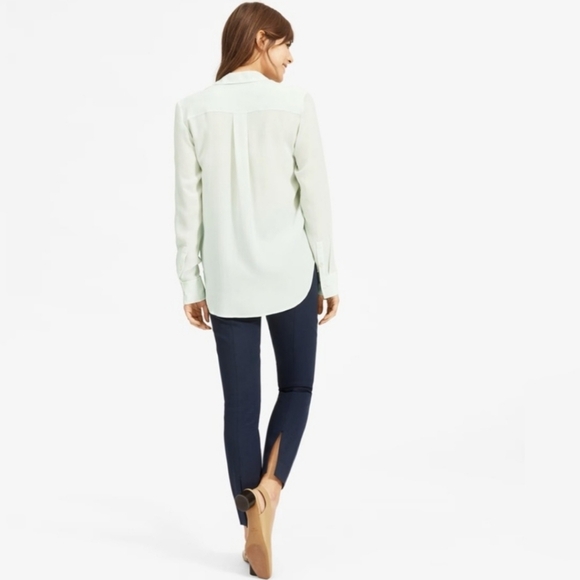 EVERLANE THE CLEAN SILK RELAXED SHIRT IN LIGHT GREEN•SIZE 4•NWT! - Picture 3 of 6